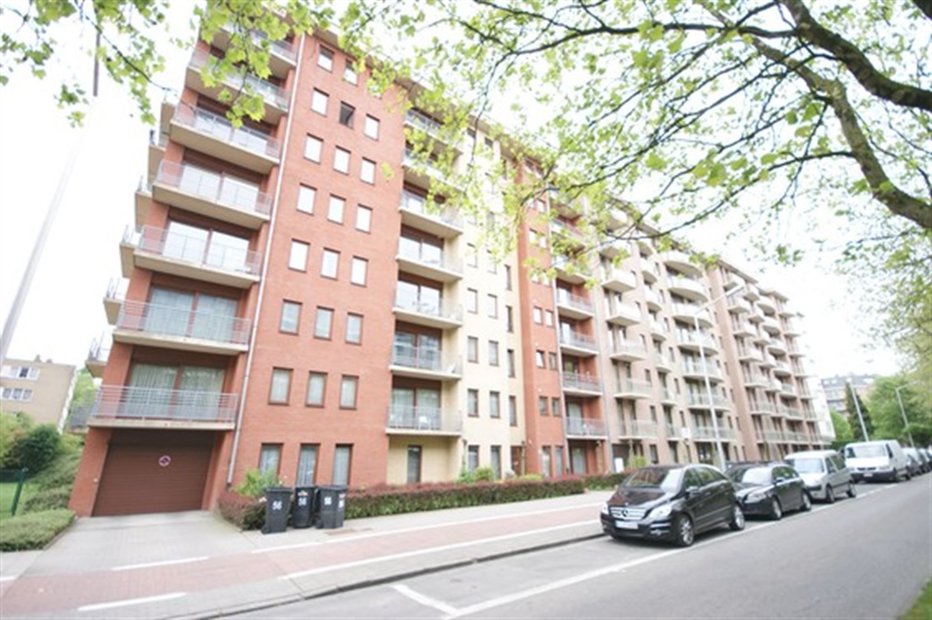 Gezellig appartement te Evere foto 2