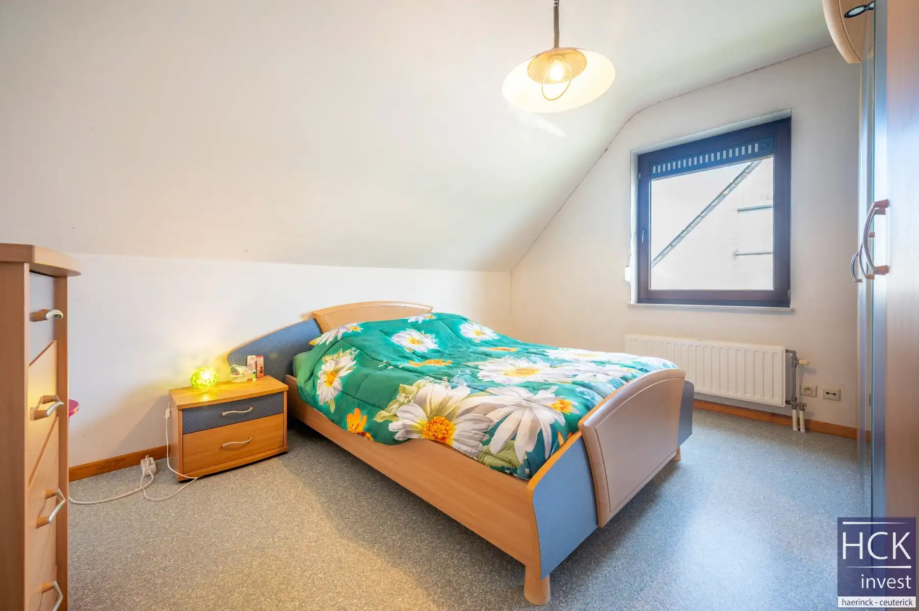 KRUISHOUTEM - Uitermate goed onderhouden woning met 3 SLPK. op toplocatie! foto 18