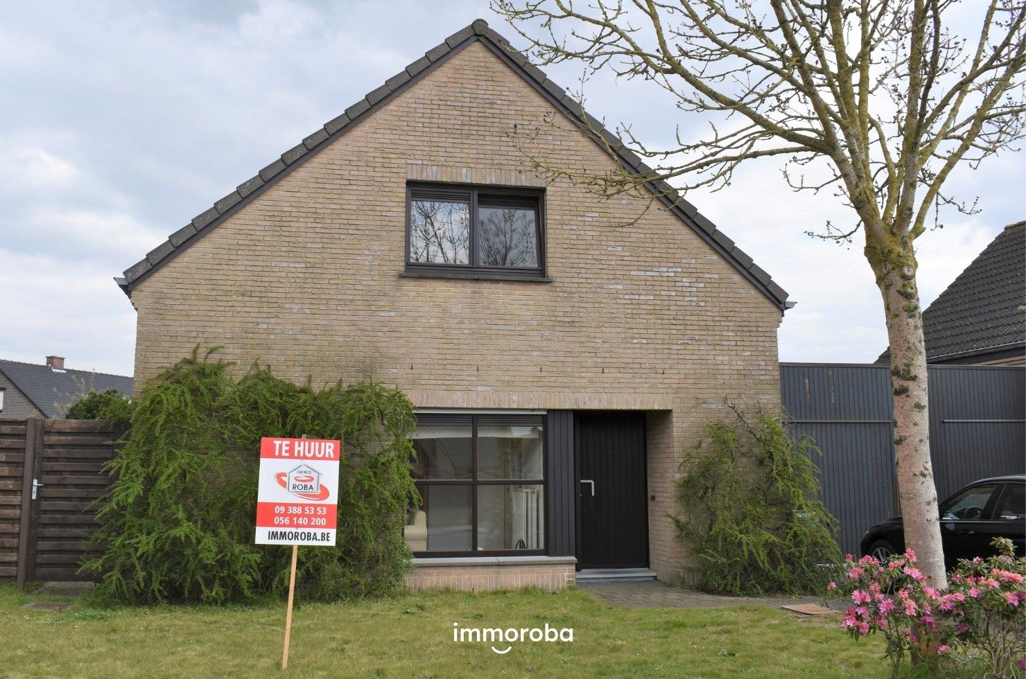 Instapklare woning in woonwijk te Olsene foto {{pictureIndex}}