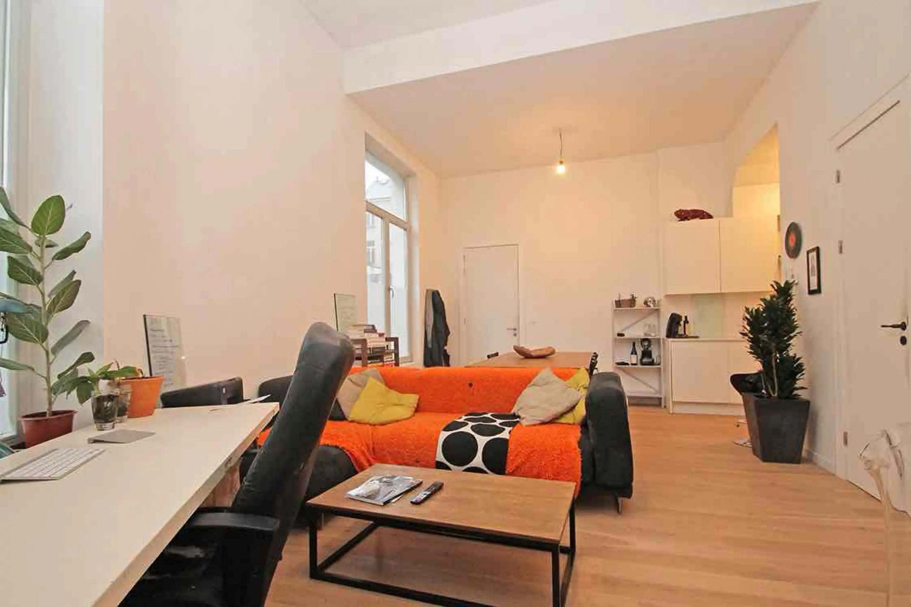 Leuk 1 slaapkamer appartement met ruime buitenruimte te 2018 Antwerpen! foto 3