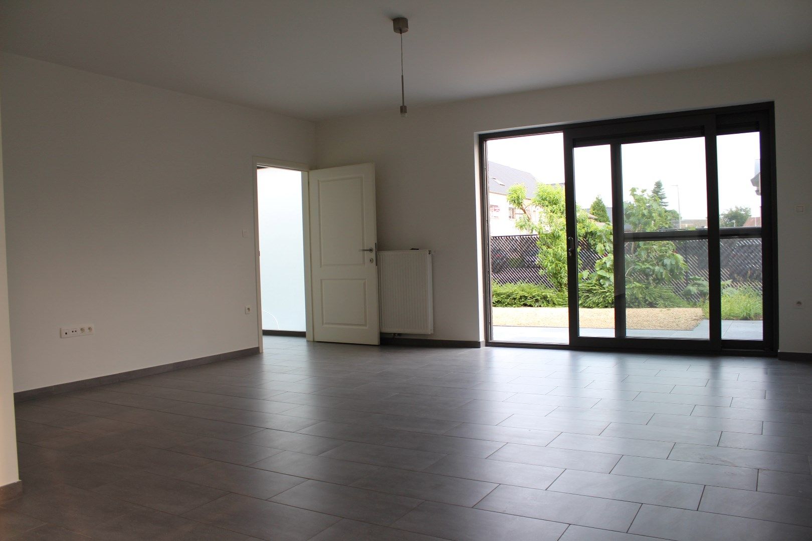 Ruim en gezellig gelijkvloers appartement nabij Lommel Centrum foto 4