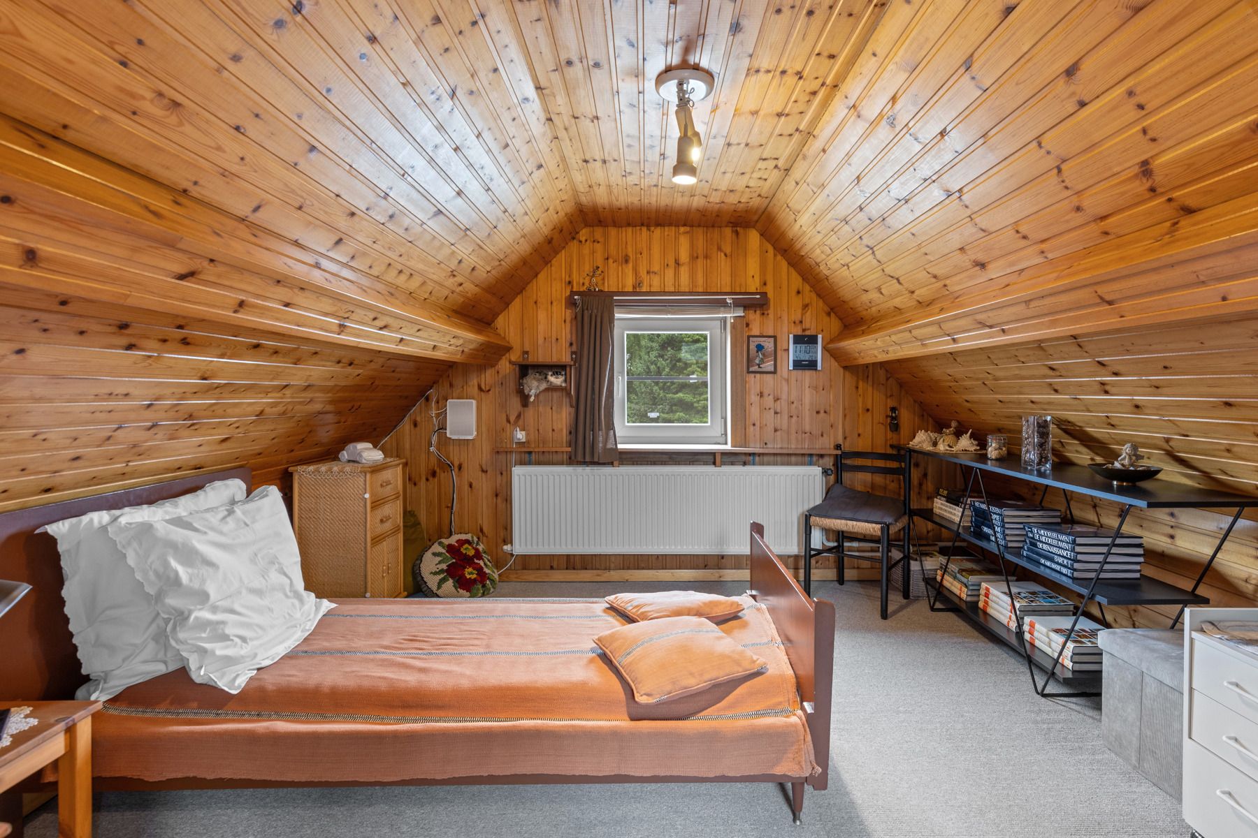 Ruime woning met prachtige tuin in het mooie Schellebelle! foto 20