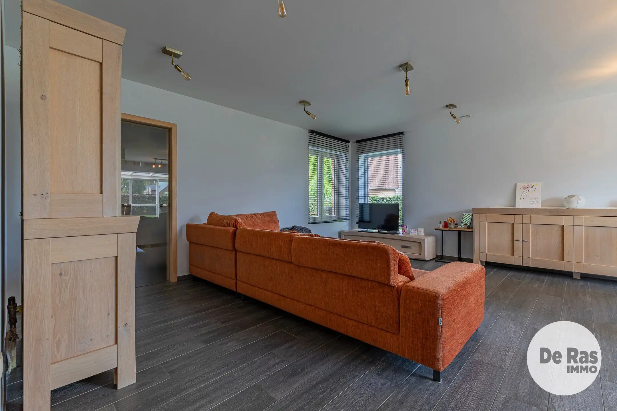 HAALTERT - Recente woning met alle comfort en mooie tuin foto 4