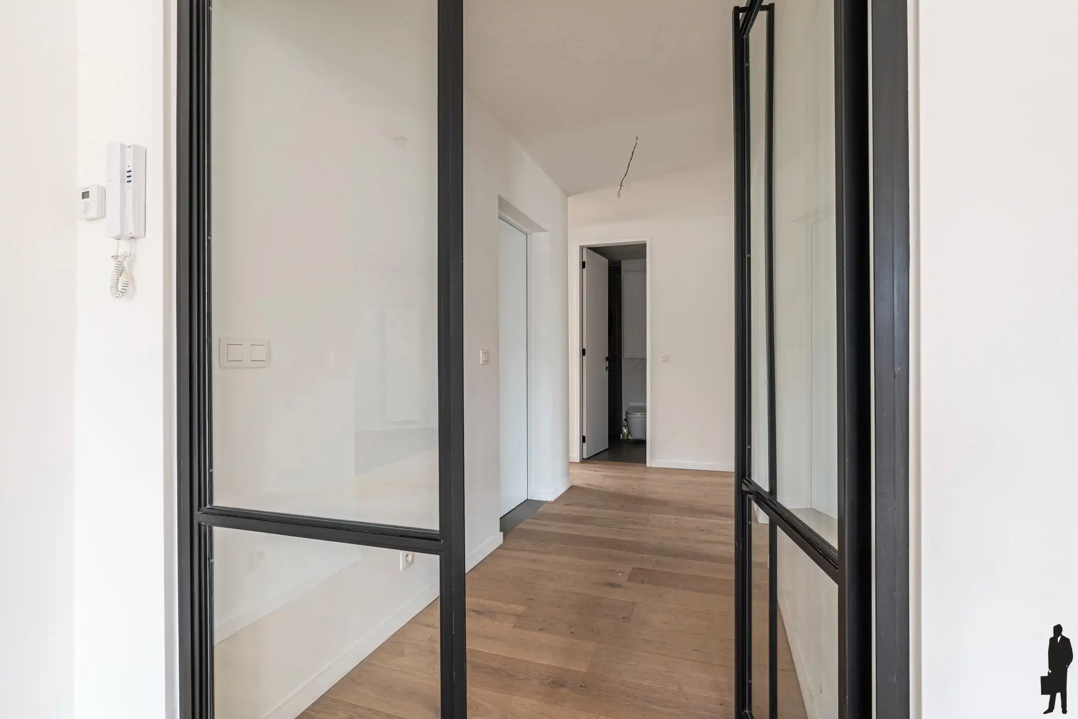 Nieuw, lichtrijk appartement - gelijkvloers, tuin, parking foto 8
