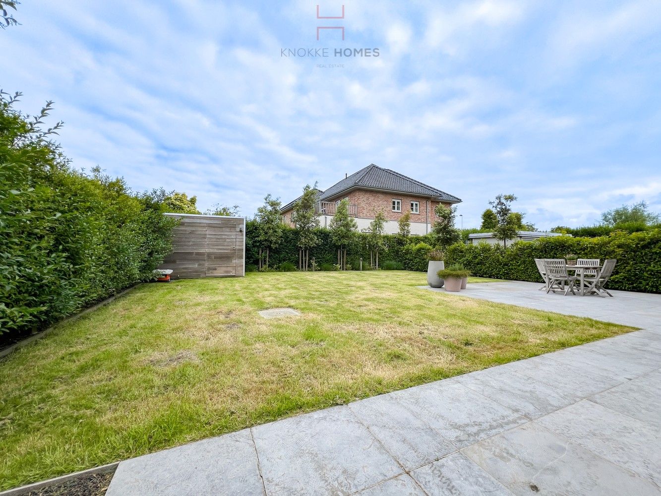 Mooie koppevilla met tuin foto 13