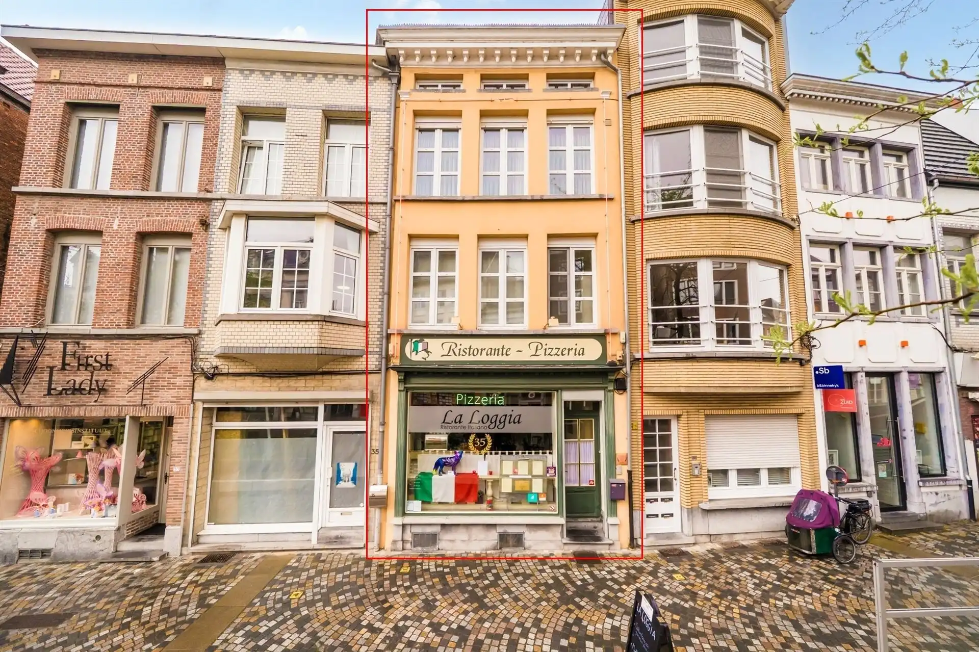 Handel 98 m2 en 62 m2 op 1e verd + duplex appartement op 2e & 3e  foto 24