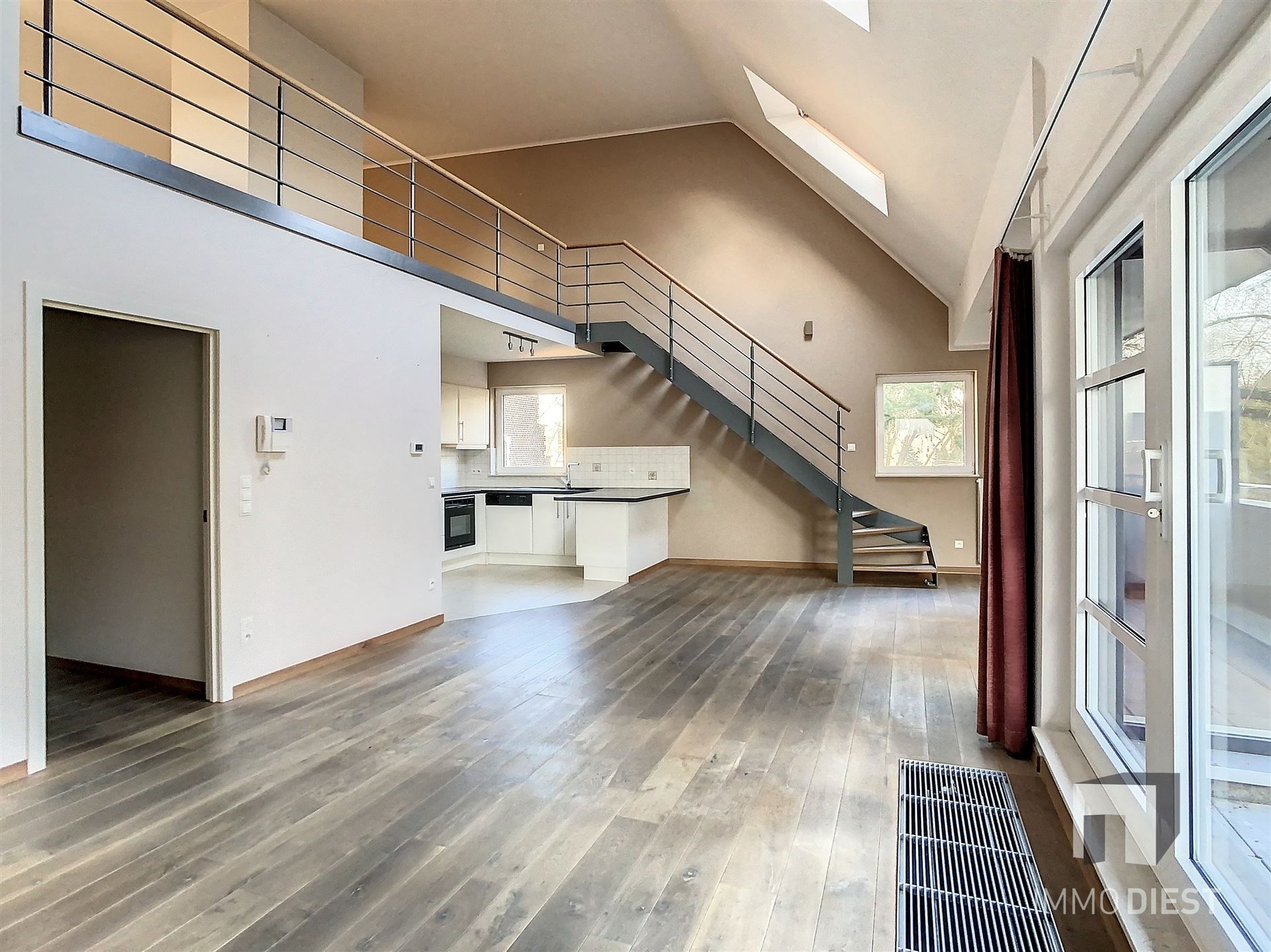 Ruim appartement met 2 slaapkamers foto 2