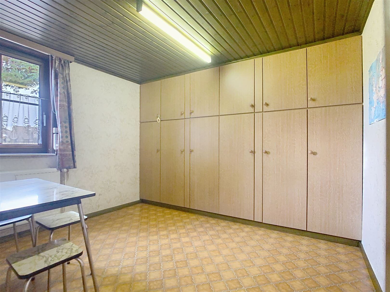 Landelijk gelegen te verbouwen woning! foto 5