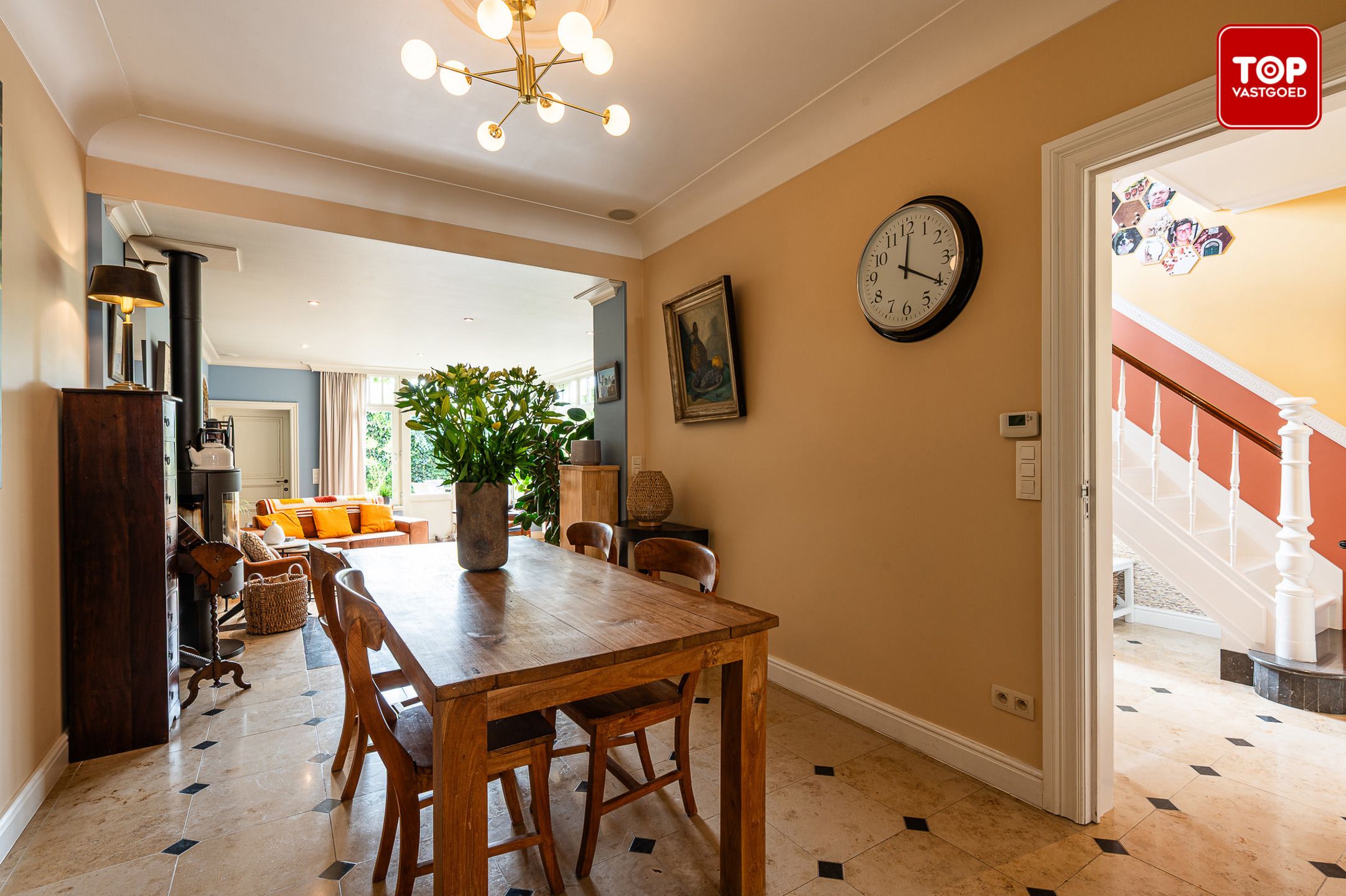 Gerenoveerde woning met 4 slaapkamers nabij de Bourgoyn foto 5