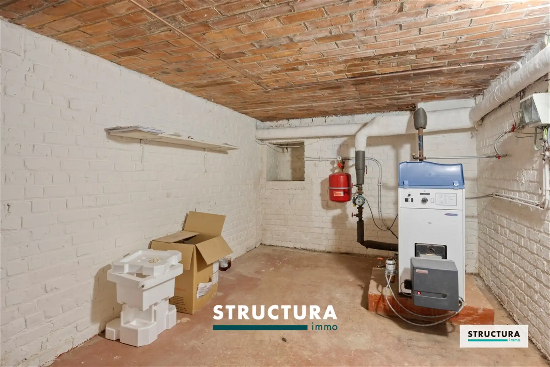 Villa met luxe-afwerking in het idyllische Kobbegem! foto 32