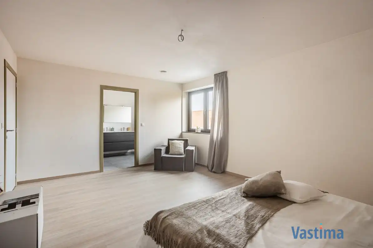 Nieuwbouw gesloten woning met 3 slaapkamers, garage en tuin foto 18