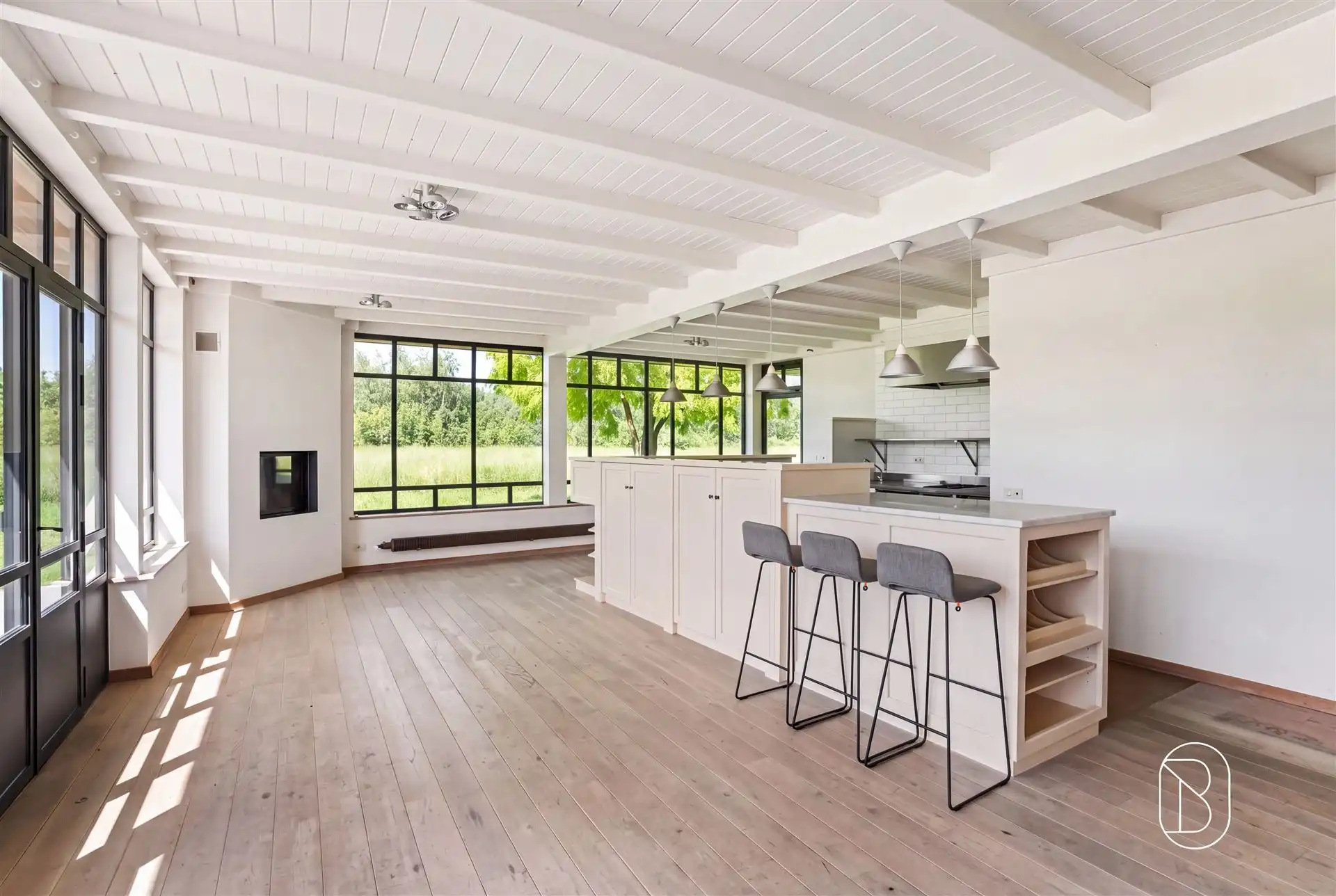 Unieke hoeve met uitzonderlijk potentieel foto 12