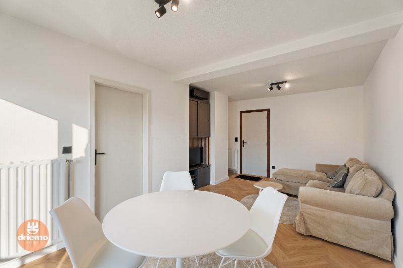 2 slaapkamer appartement in Sint-Idesbald foto {{pictureIndex}}