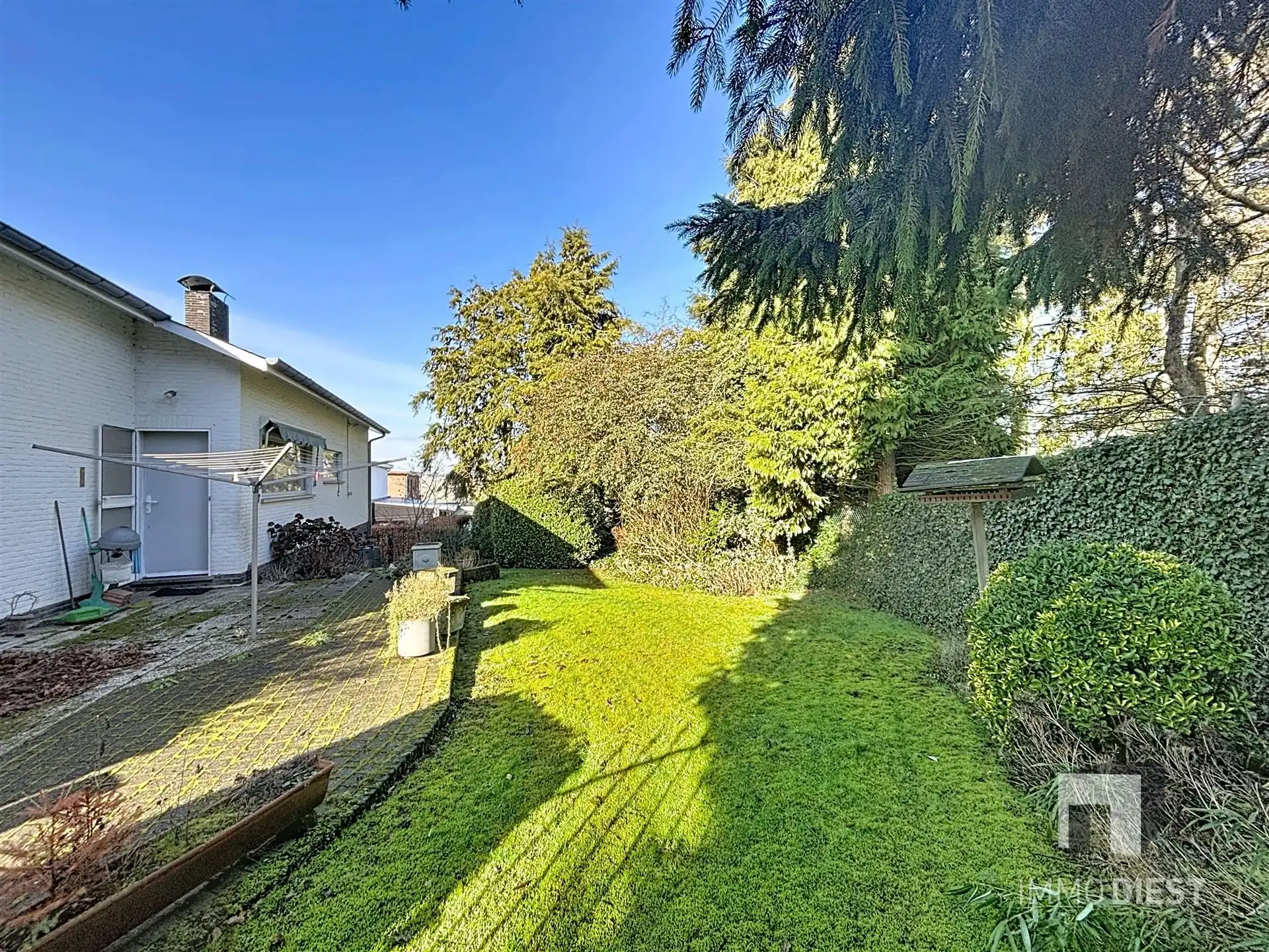 Witte villa met 4 slaapkamer boven op Baalberg foto 7