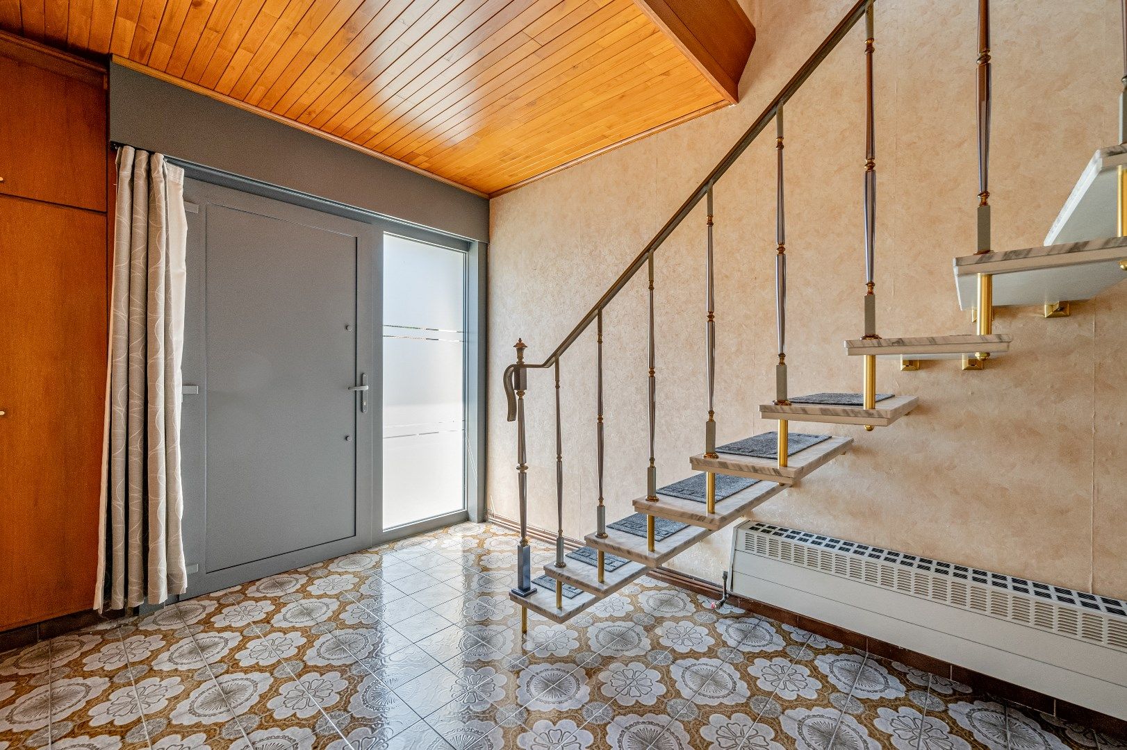 Prachtige halfopen woning, zeer rustig gelegen foto 5