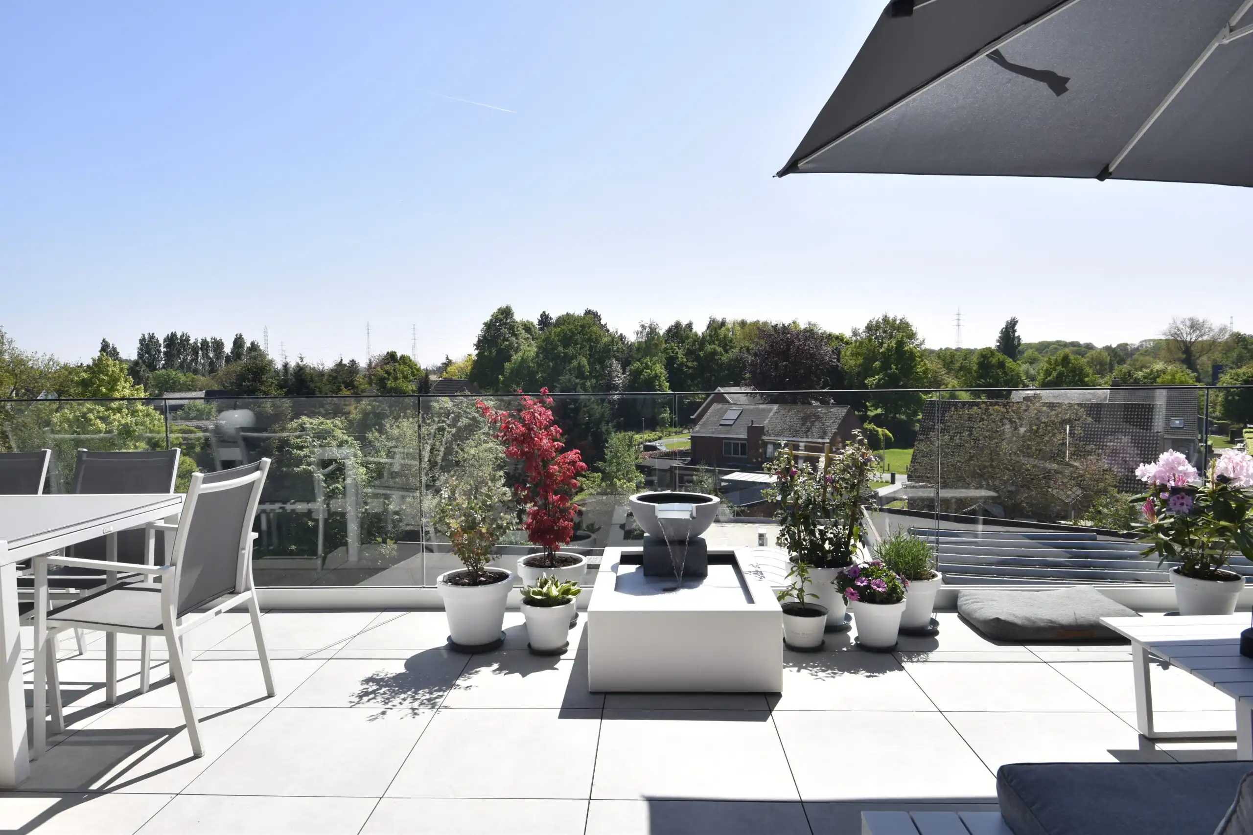 Modern penthouse met schitterend uitzicht en topafwerking – incl. autostaanplaats en berging foto 5