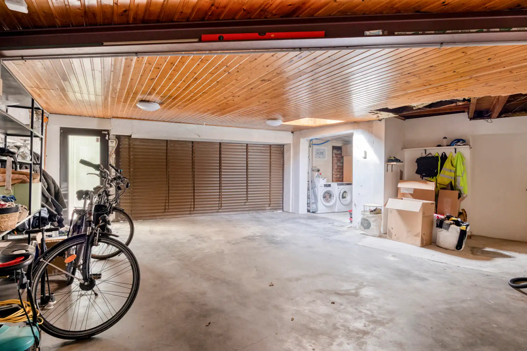 Instapklare, energiezuinige woning met commerciële mogelijkheden op topligging in Merchtem! foto 29