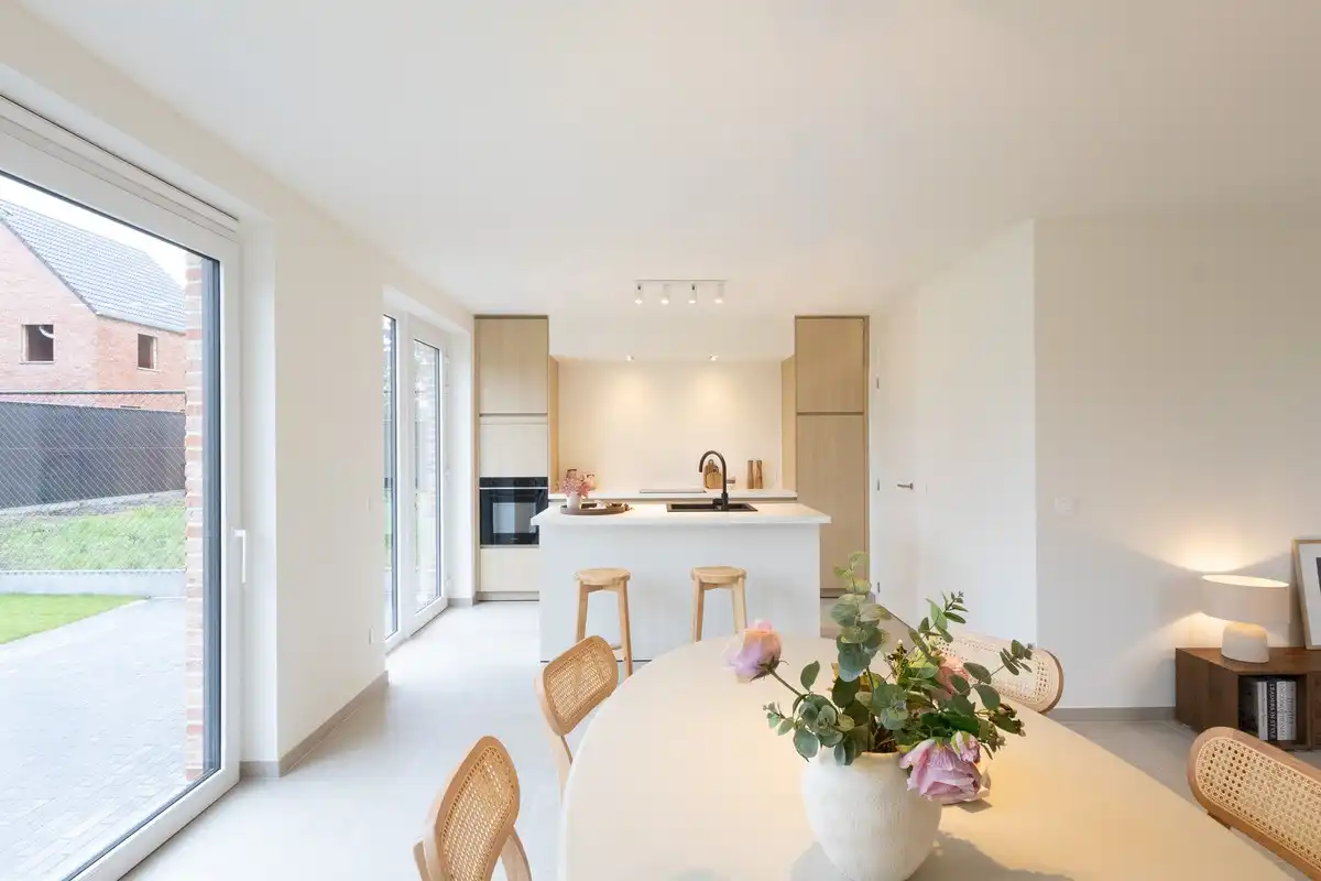 Wonen in alle rust met ruimte en uitzicht foto 2