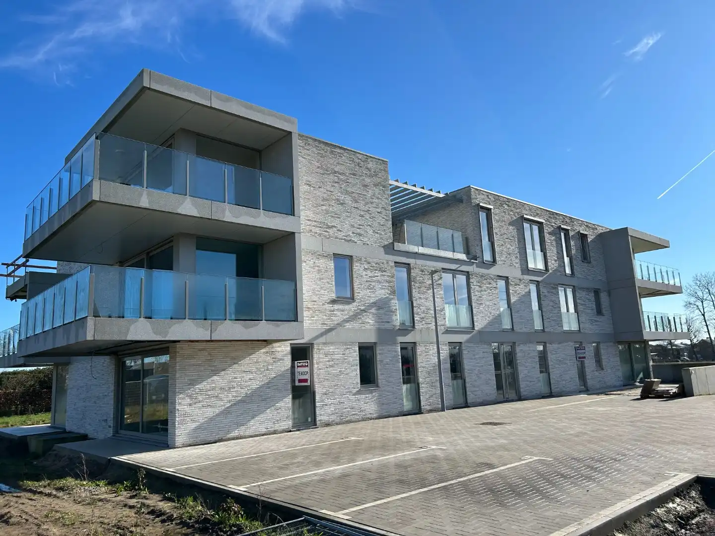 Nieuwbouwproject Klaverstuk 24 – Modern Wonen in Zedelgem foto {{pictureIndex}}