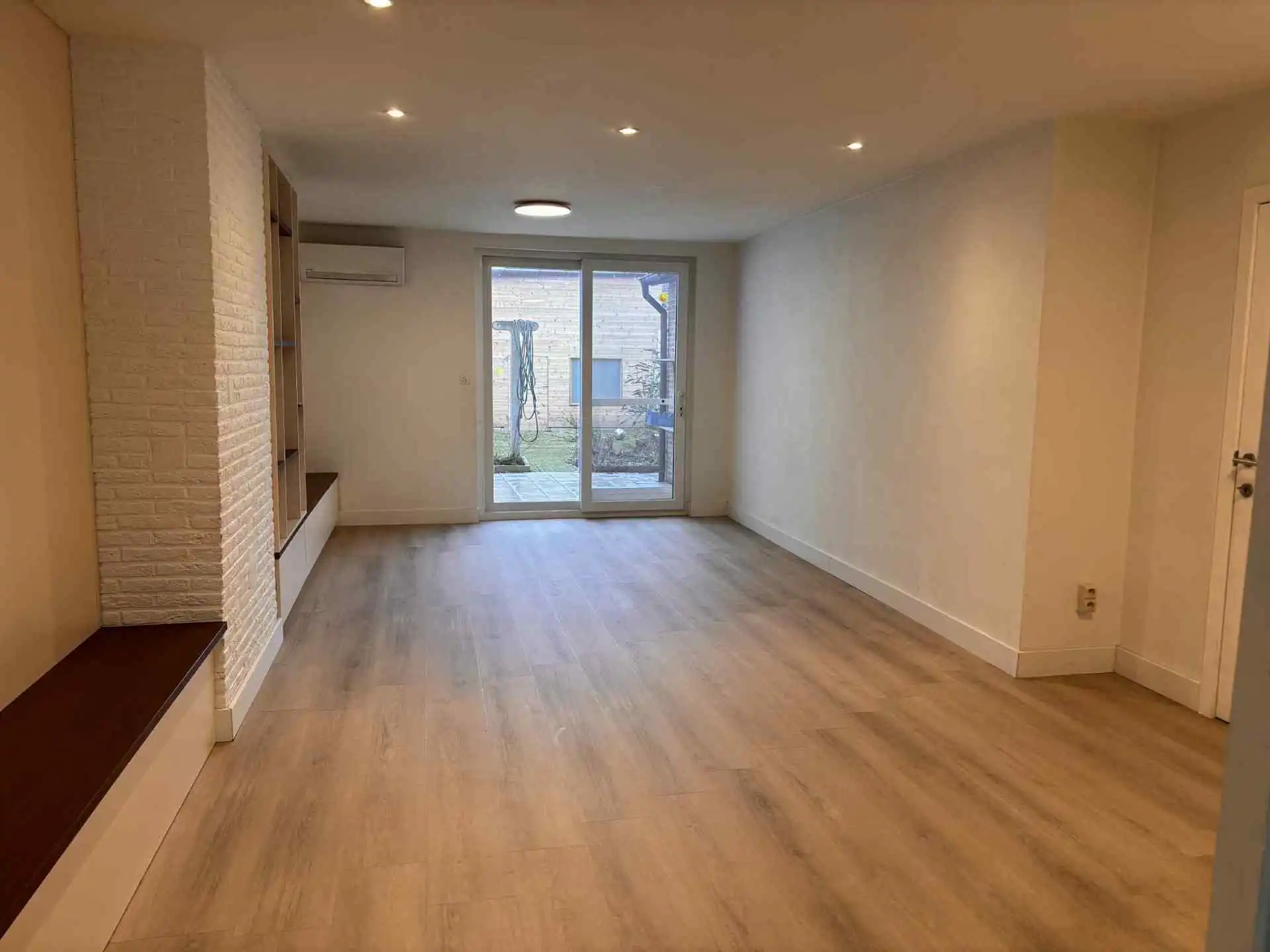 WETTEREN - Gezellige rijwoning in het centrum foto 9