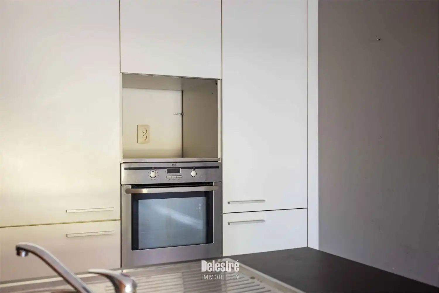 MODERN APP. 3 SLPK. EN RUIM TERRAS MET TUIN INCLUSIEF PARKING foto 19