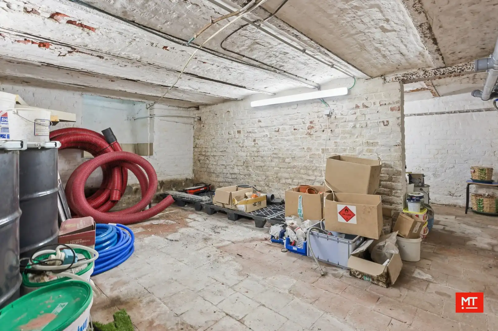 Veelzijdig opbrengsteigendom in het centrum van Ieper foto 38