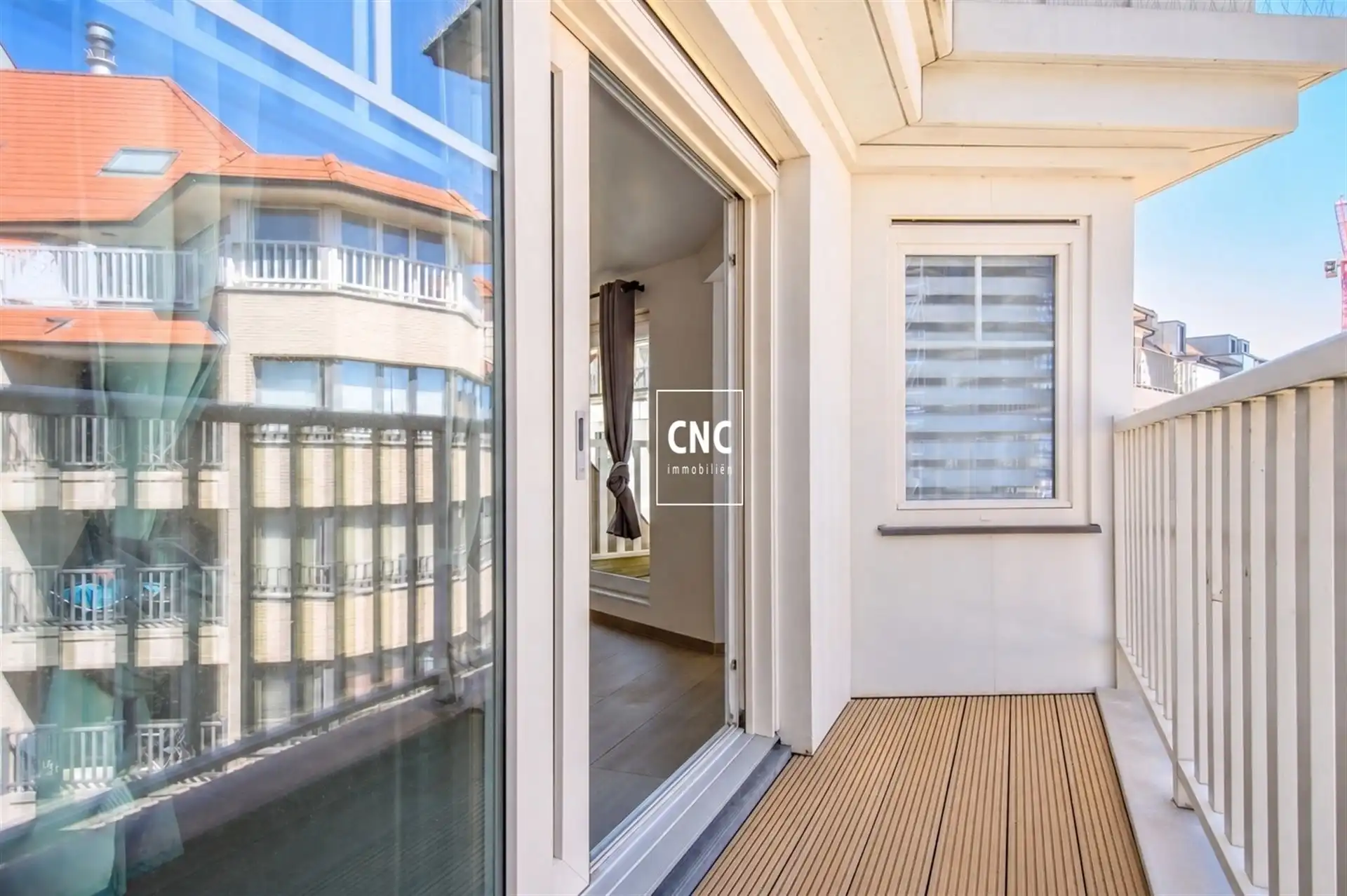 Lichtrijk en prachtig afgewerkt duplex-appartement - Heist foto 3