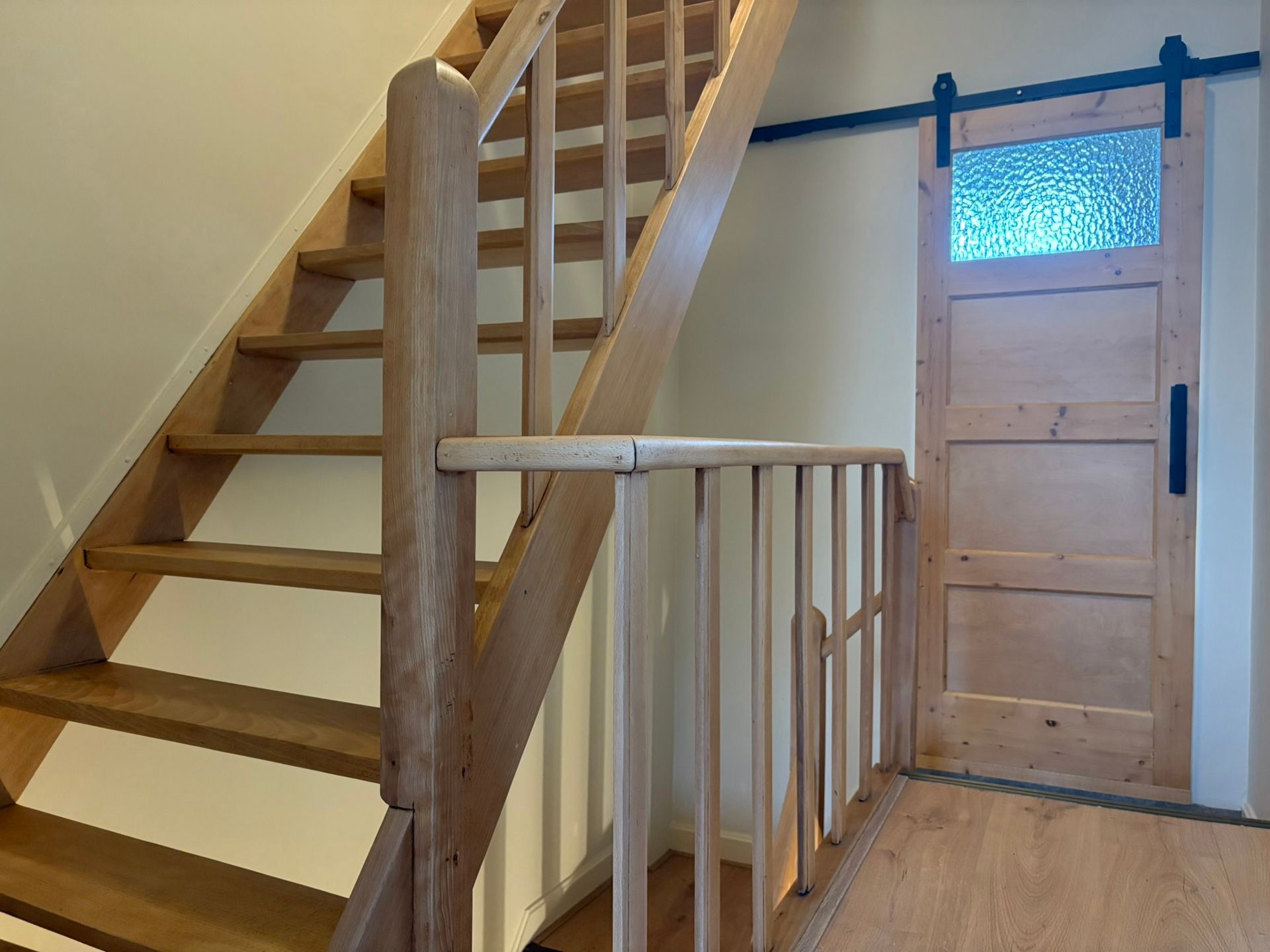 Charmante woning met artistieke toets in het hart van Deinze foto 6