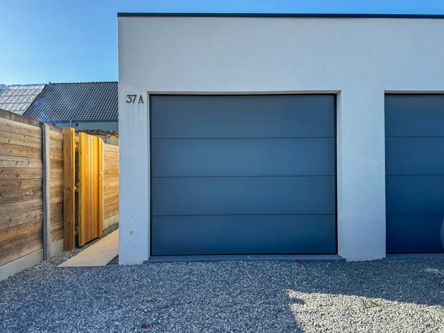 Mooi afgewerkte rijwoning met 3 slaapkamers, tuin en garage op toplocatie! foto 5