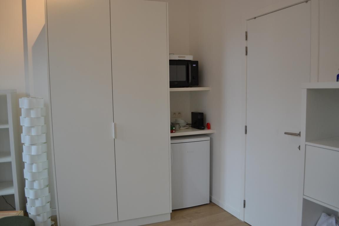 Volledig gerenoveerde studentenkamer foto 7