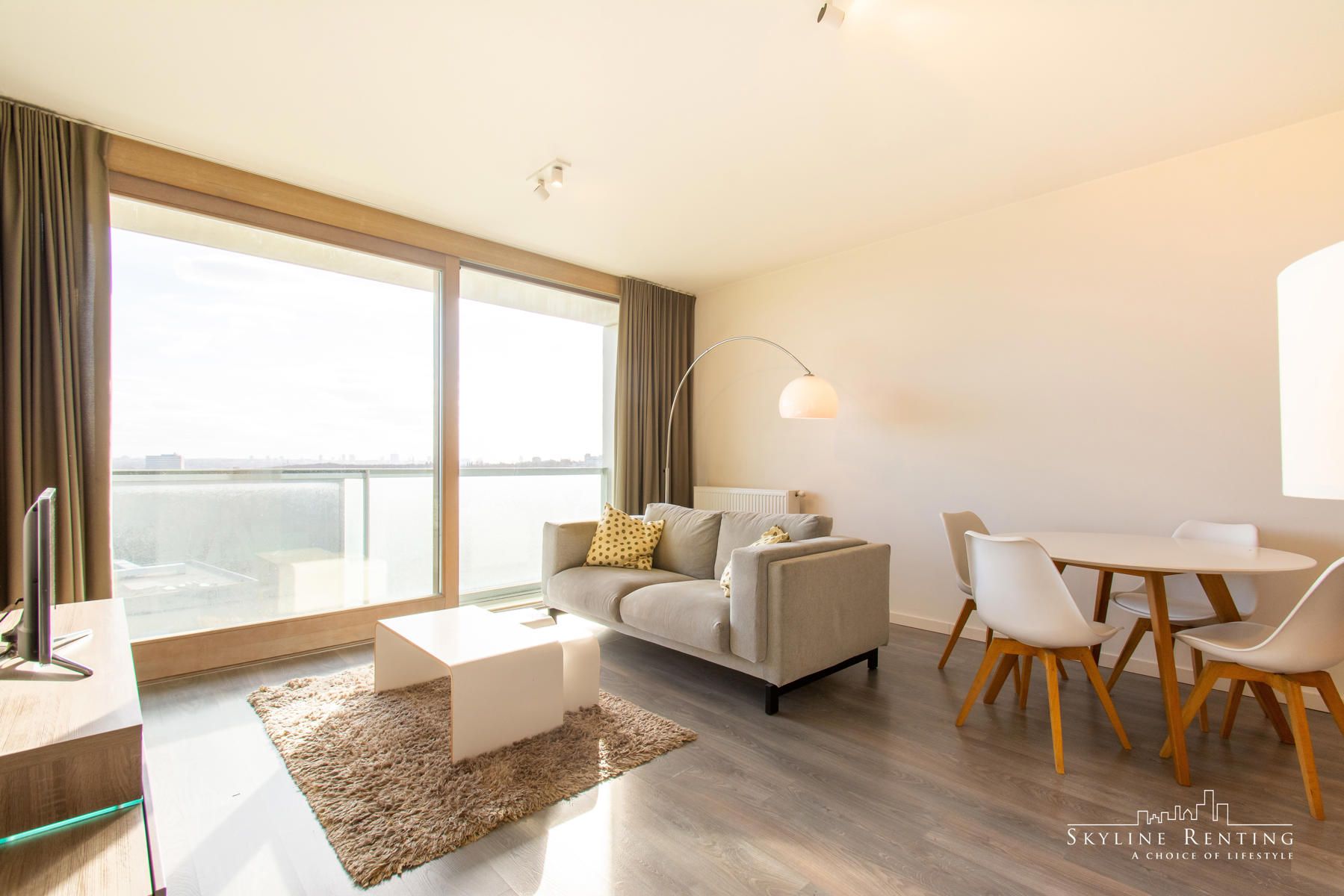 Prachtig gemeubeld appartement 1 kamer + Terras!!!  foto 3