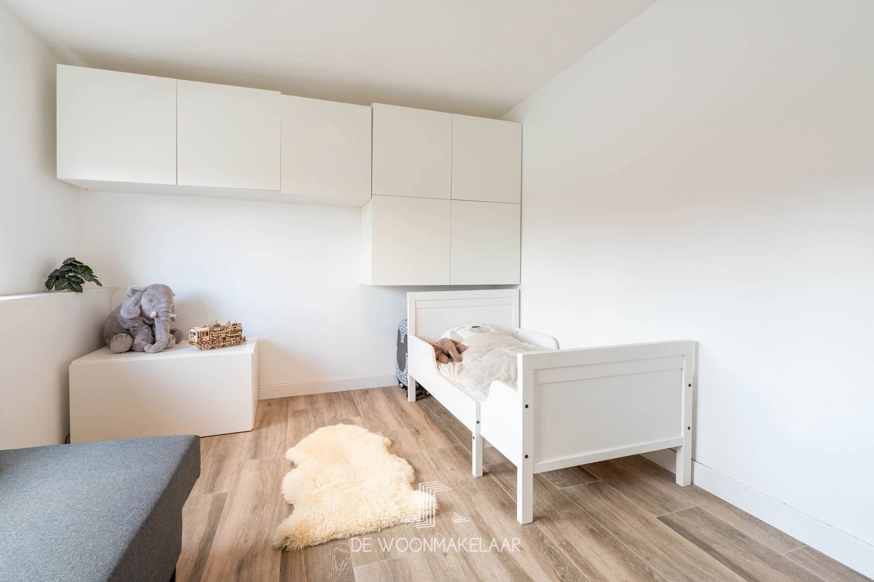 Instapklare hoekwoning met 3 slaapkamers, garage en tuin foto 13