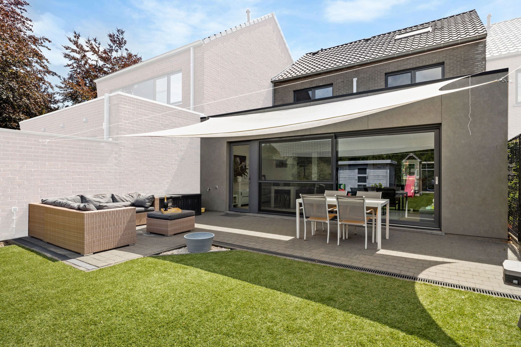Energiezuinige woning met garage, zonnepanelen en airco foto 25
