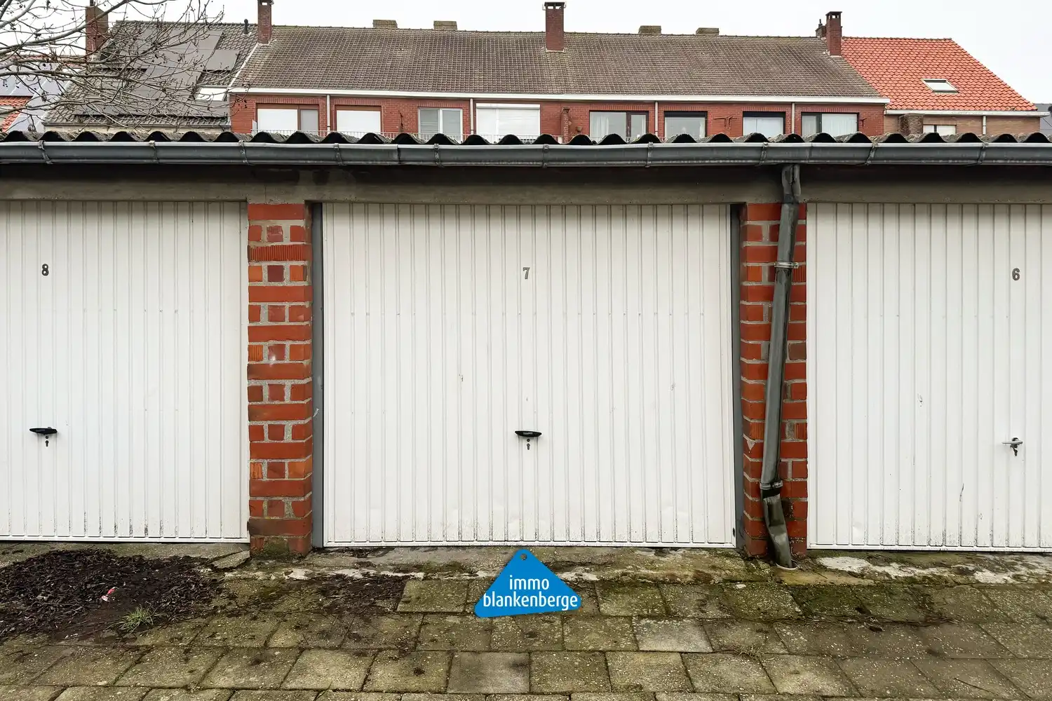 Garagebox te huur in Uitkerke foto 4