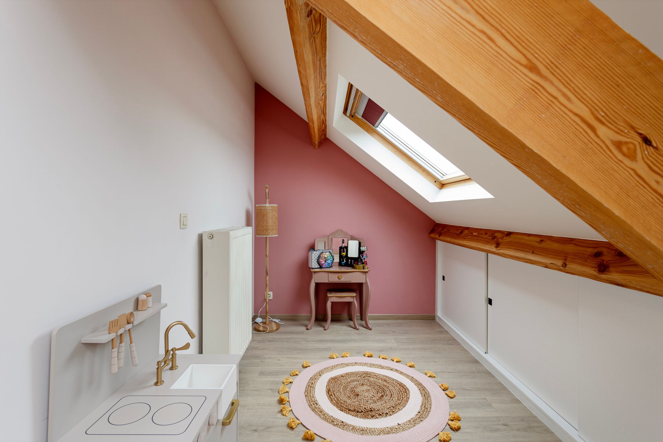 B&B Moment : MODERNE en instapklare HOB (3-4 slpk) met garage en gezellige tuin foto 20