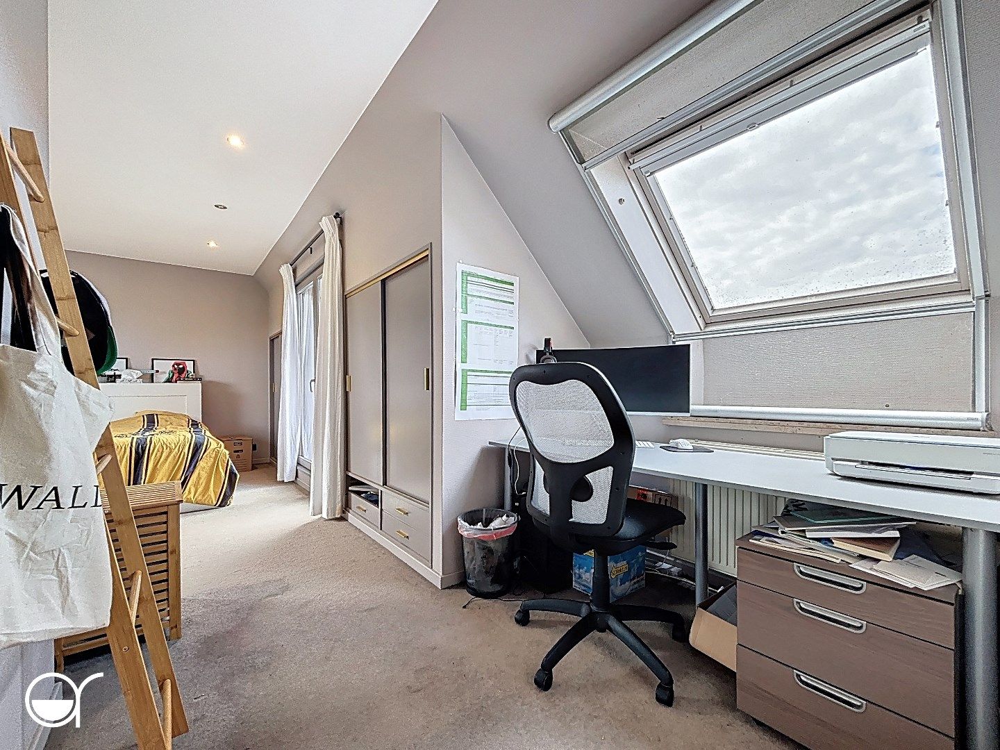 Meergezinswoning met 2 appartementen en kantoorruimte foto 18