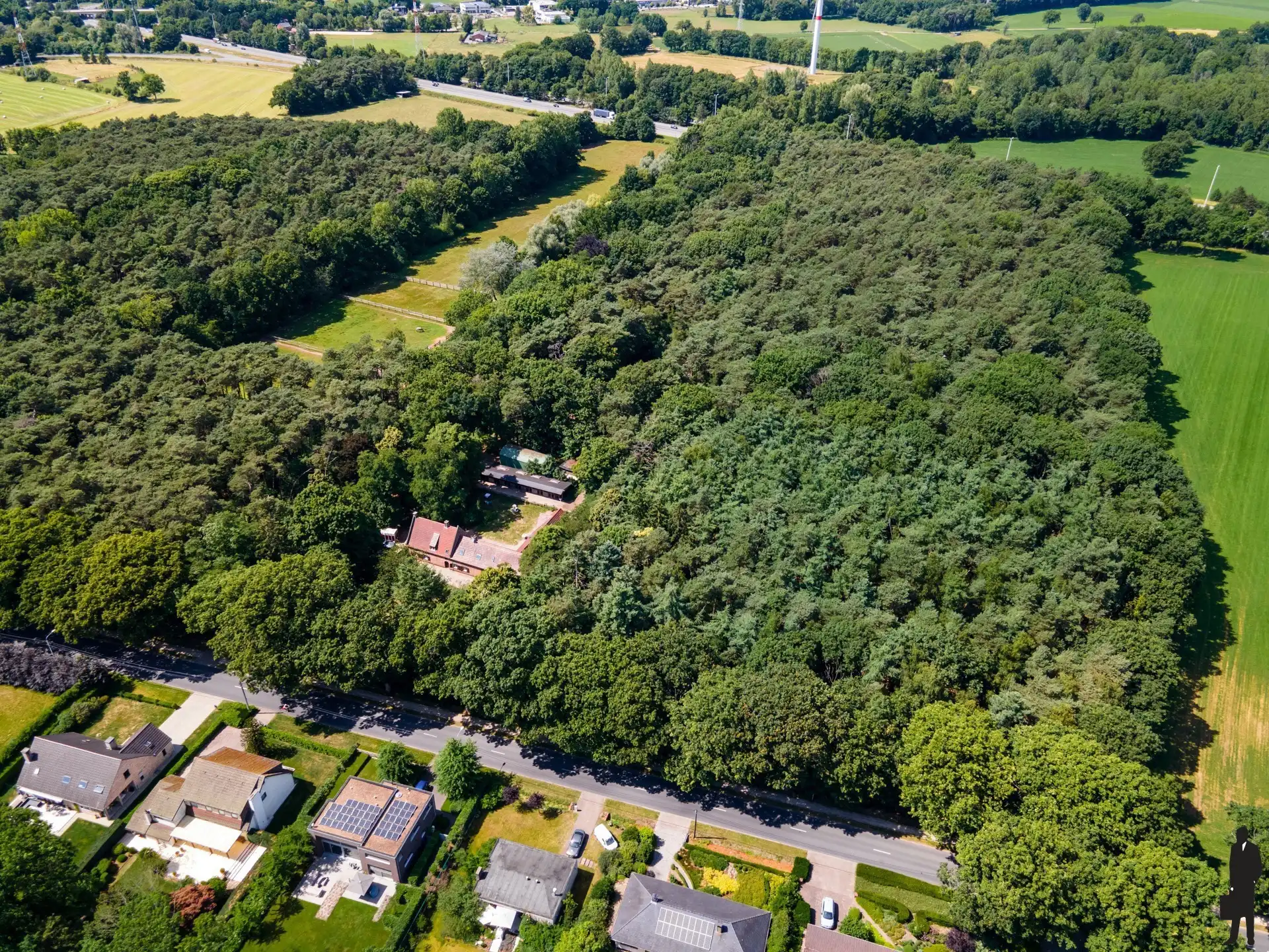 Riante hoeve op uitzonderlijk domein van bijna 10 ha foto 29