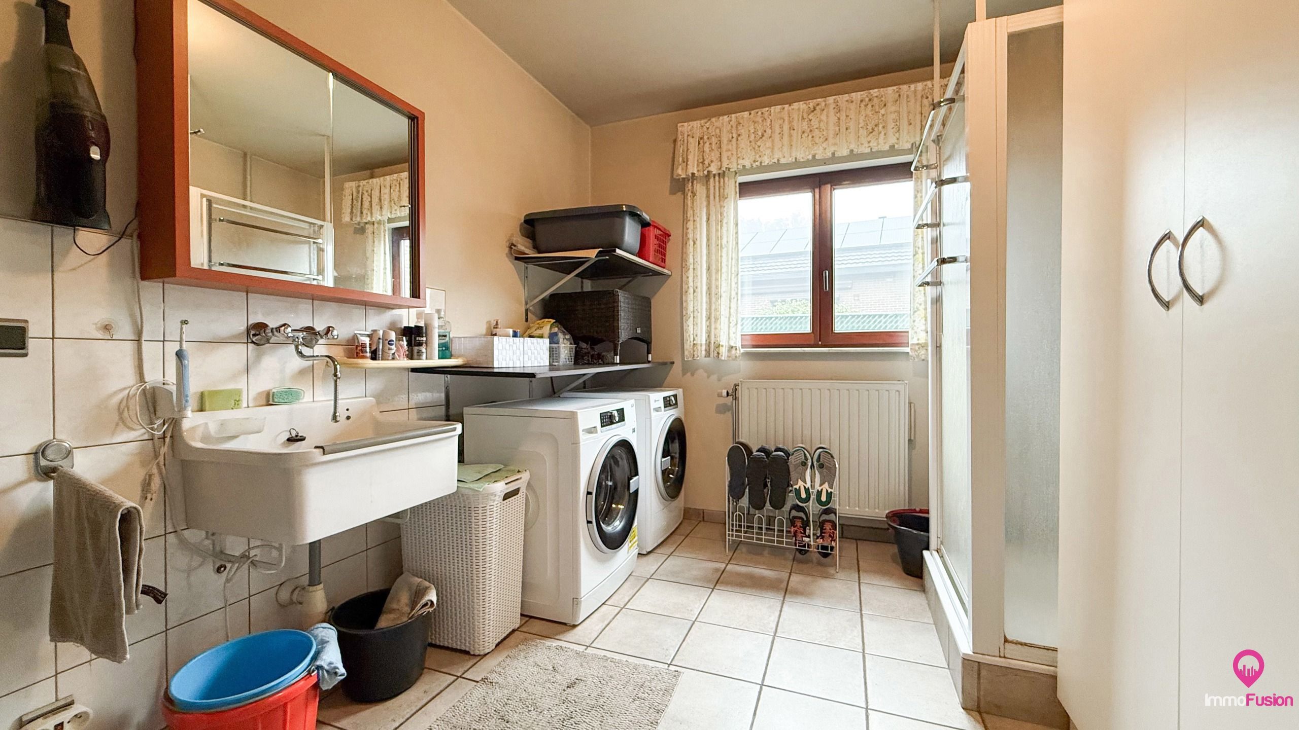 Landelijke gezinswoning met houthaard, tuin + rustige ligging! foto 12