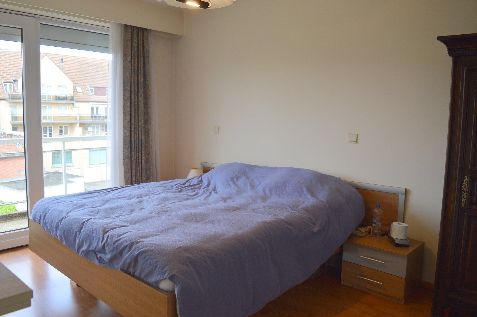 Verzorgd twee slaapkamer appartement in hartje Gullegem foto 8