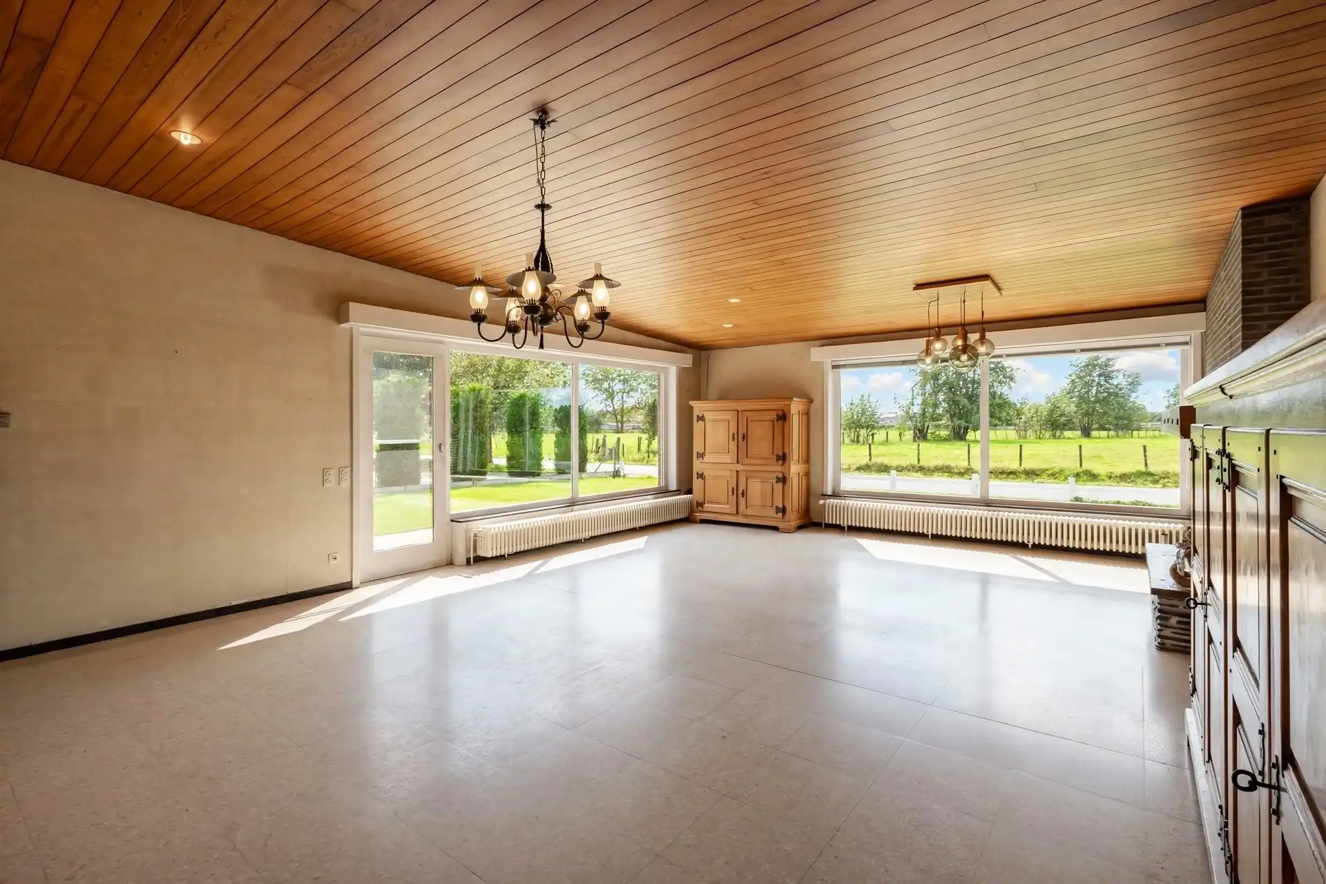 Uitstekend gelegen bungalow op uitzonderlijk perceel foto 5