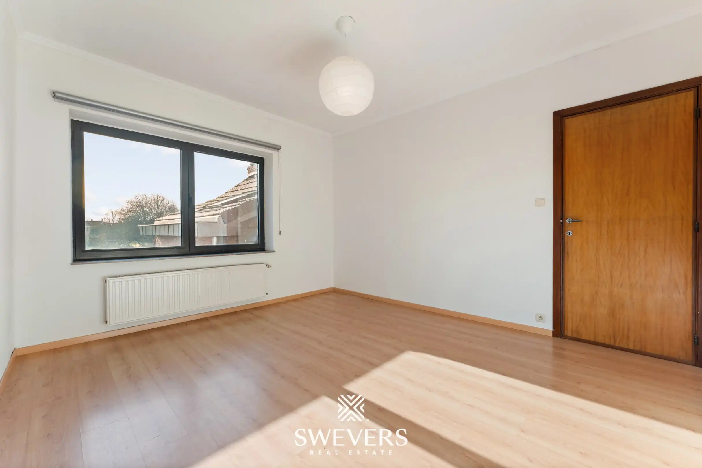 Verrassend ruime gezinswoning: 4 slaapkamers, garage, kelder & zolder   foto 15