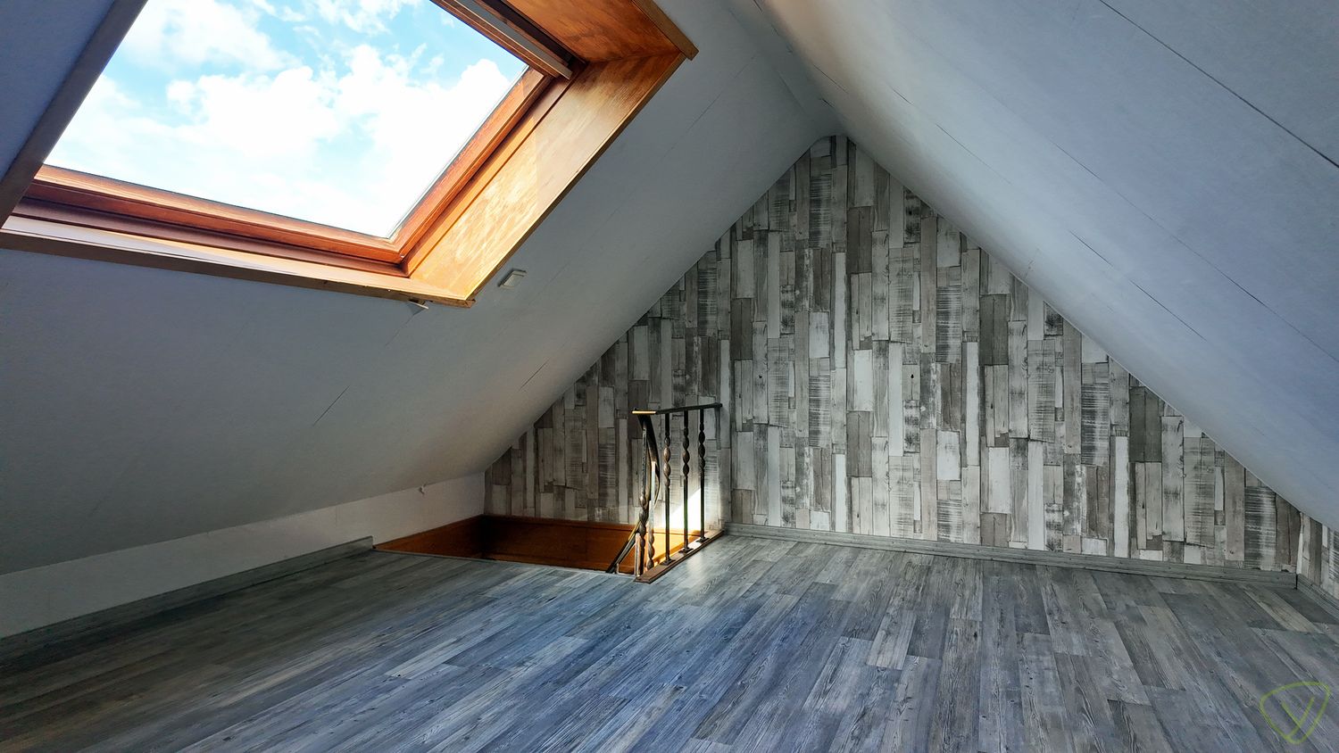 Gezellige stadswoning te huur met ruime garage en parking! foto 20