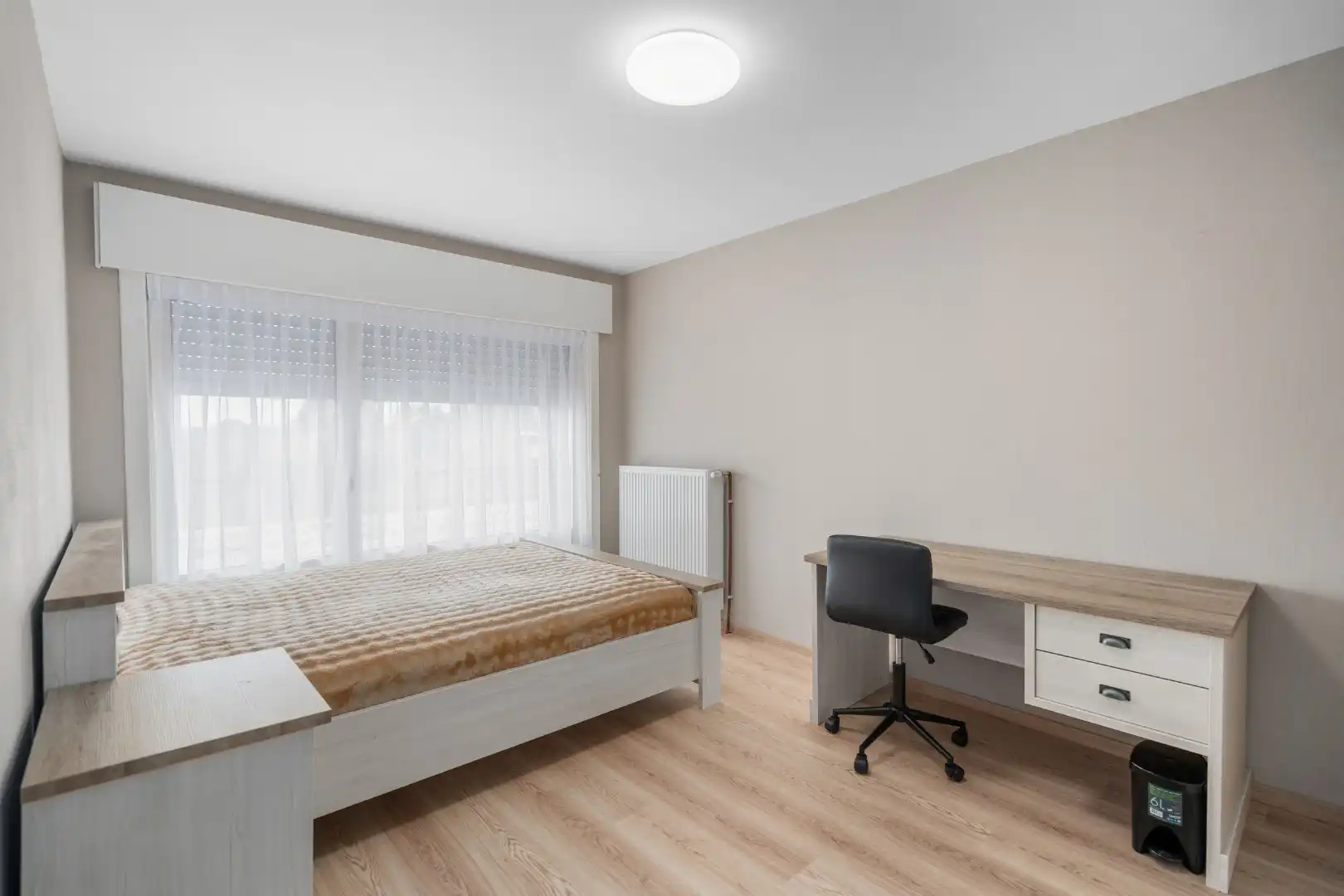 Alleenstaande woning met 3 slaapkamers en 2 garages te Koekelare foto 13