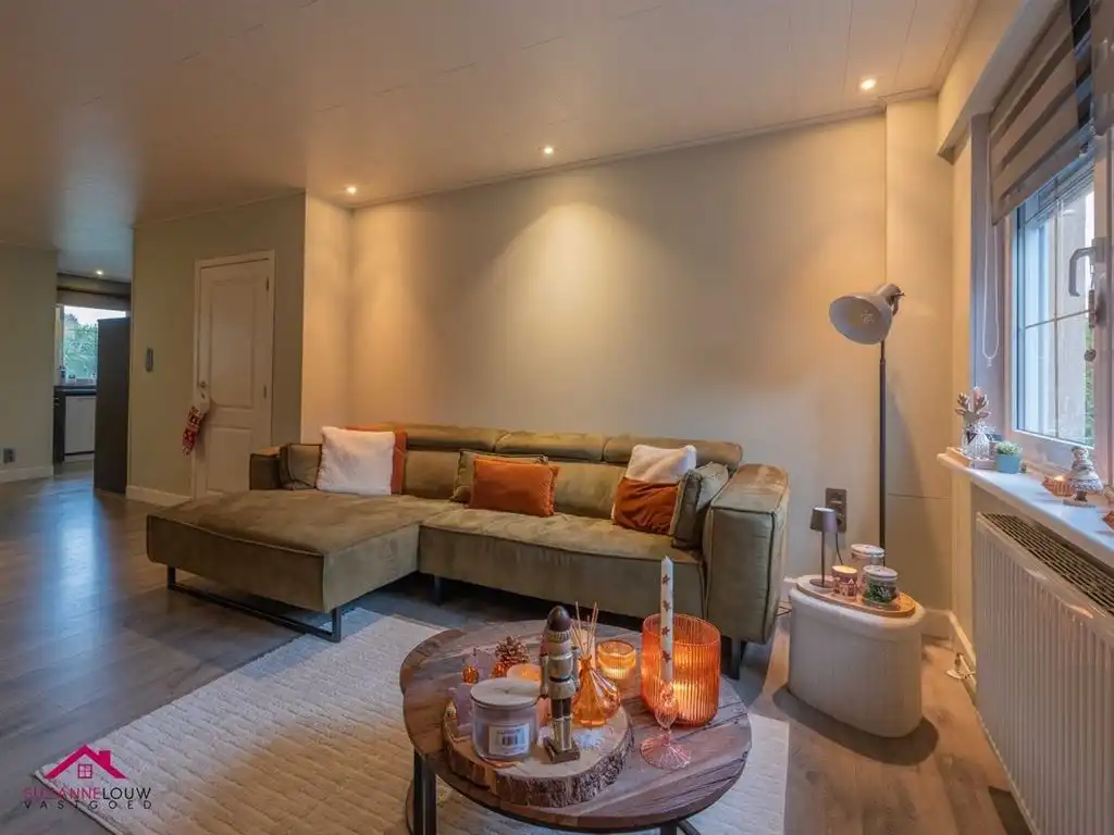 Gezellige en instapklare, half vrijstaande woning met veranda foto 12