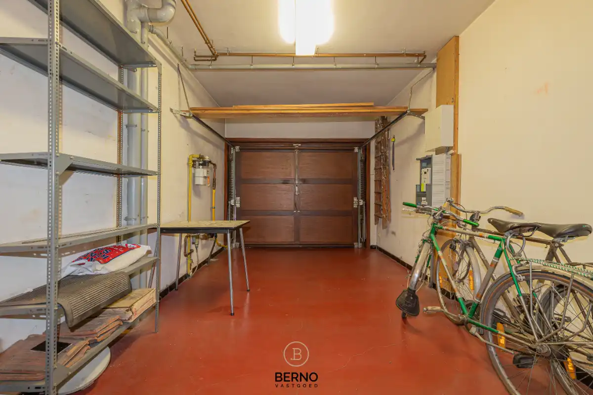 Kloeke rijwoning met garage op topligging nabij het station van Dendermonde. foto 12