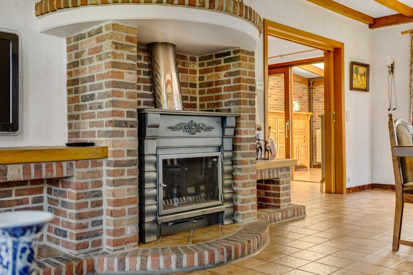 Landelijke, vrijstaande woning met 3 slpk., garage, schuur en zuid-tuin foto 47