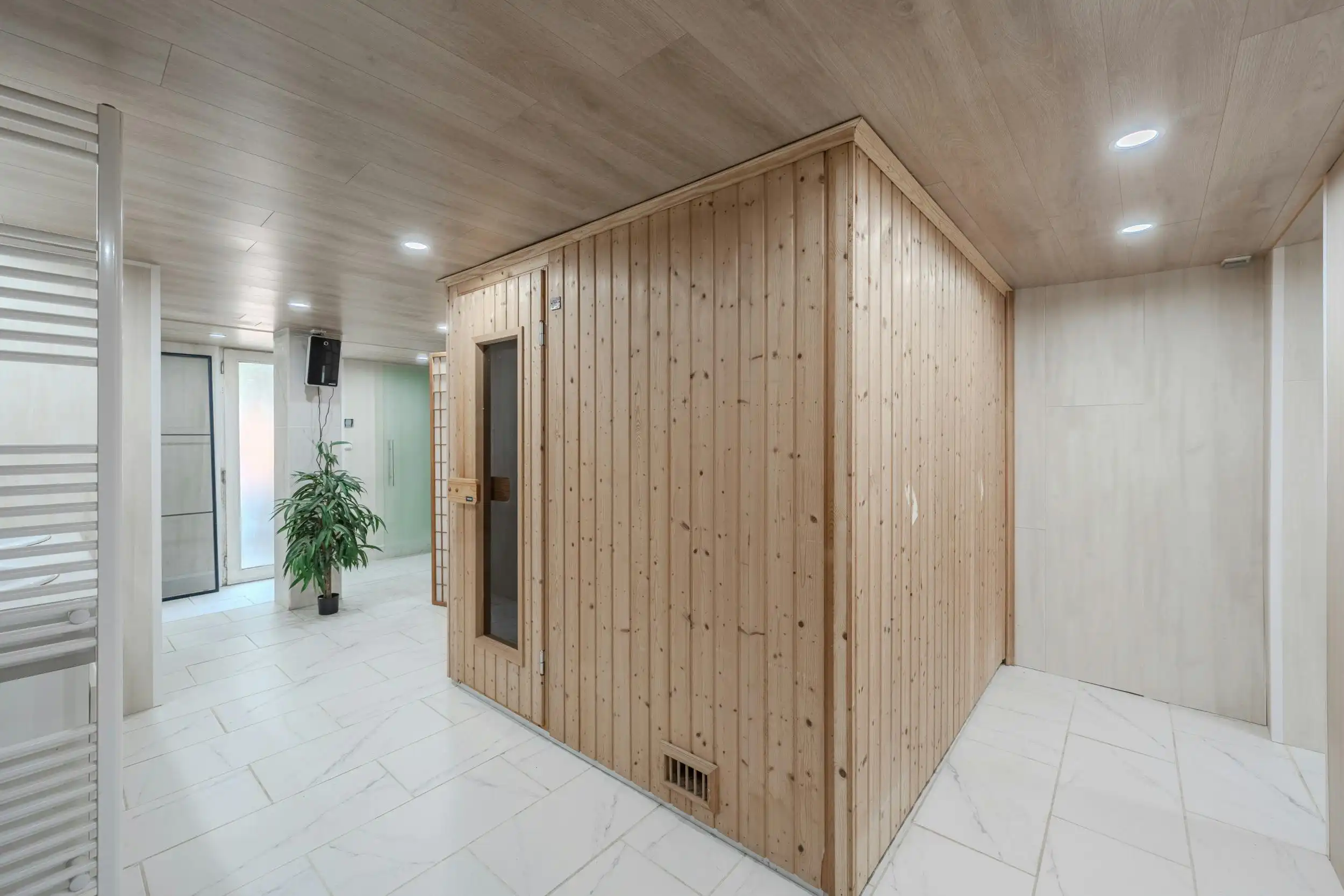 Woning met 6 slaapkamers en wellnessfaciliteiten te Oudenburg  foto 42