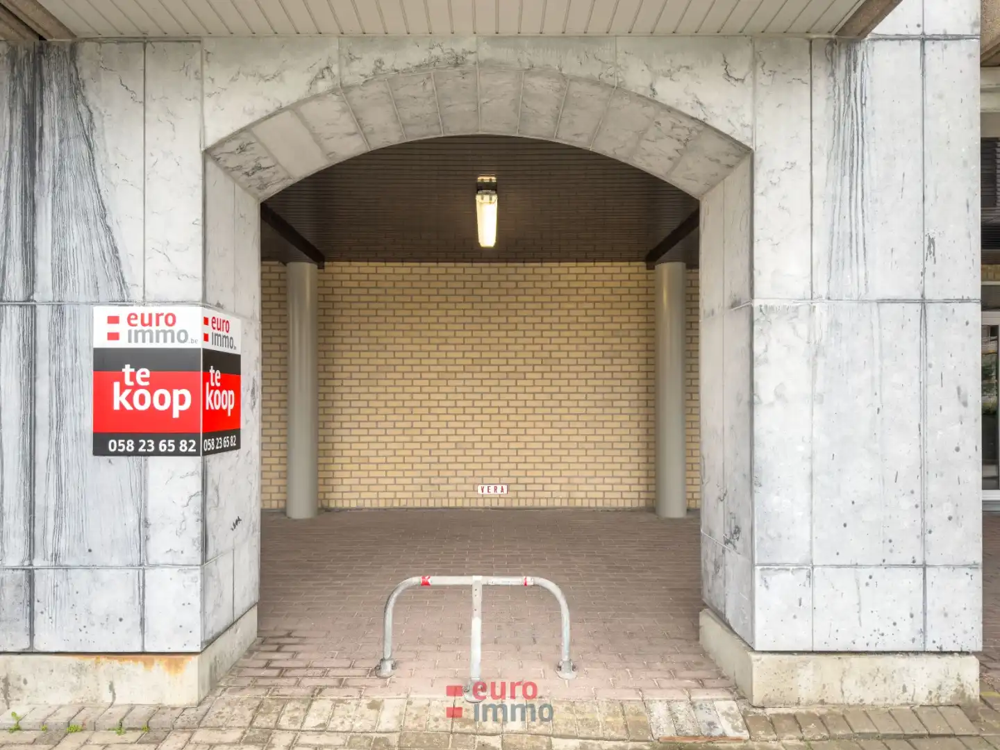 Goed gelegen parkeerplaats! foto 4