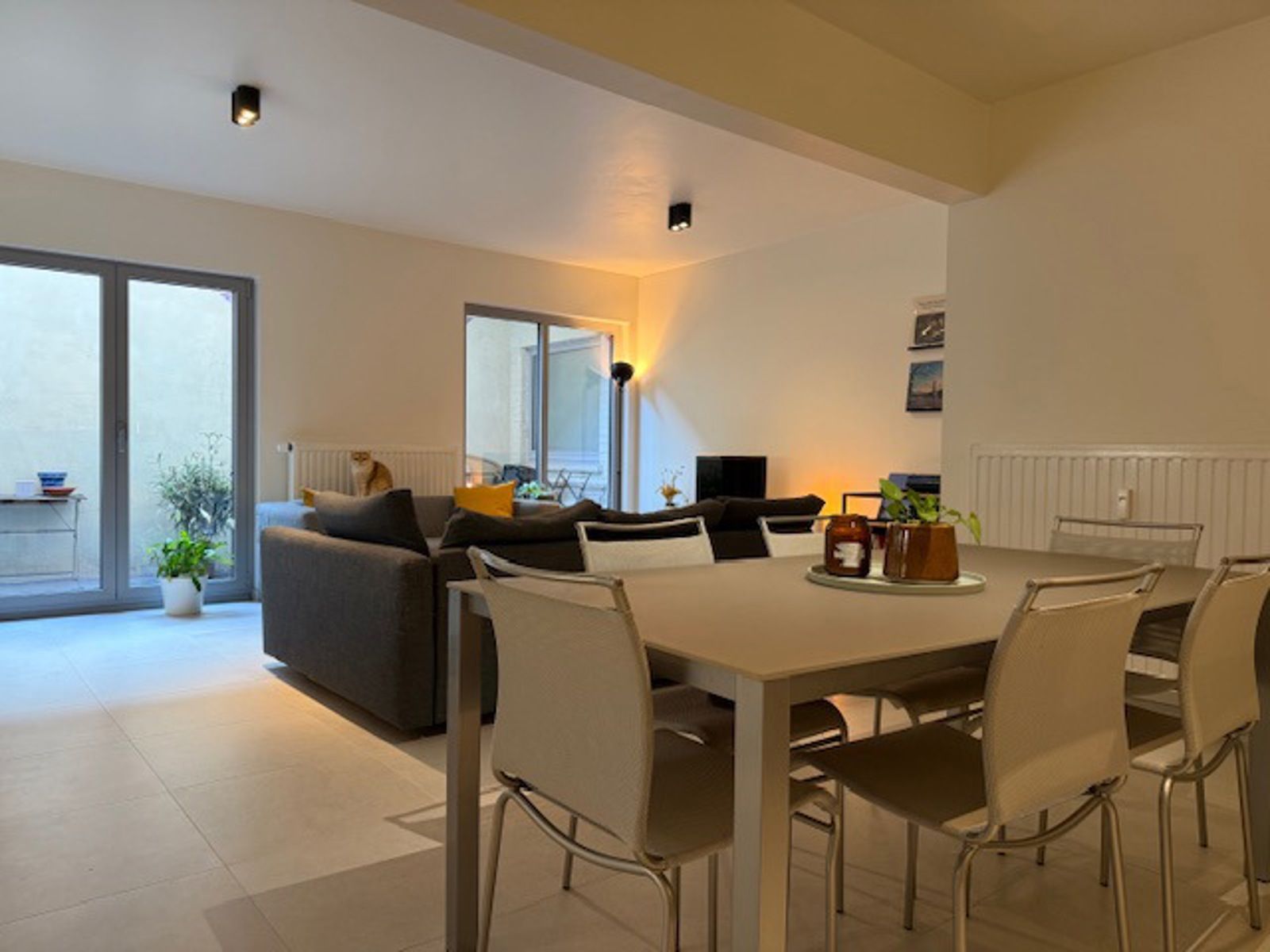 Te huur: ruim gelijkvloers appartement nabij stadscentrum van Aalst foto 5