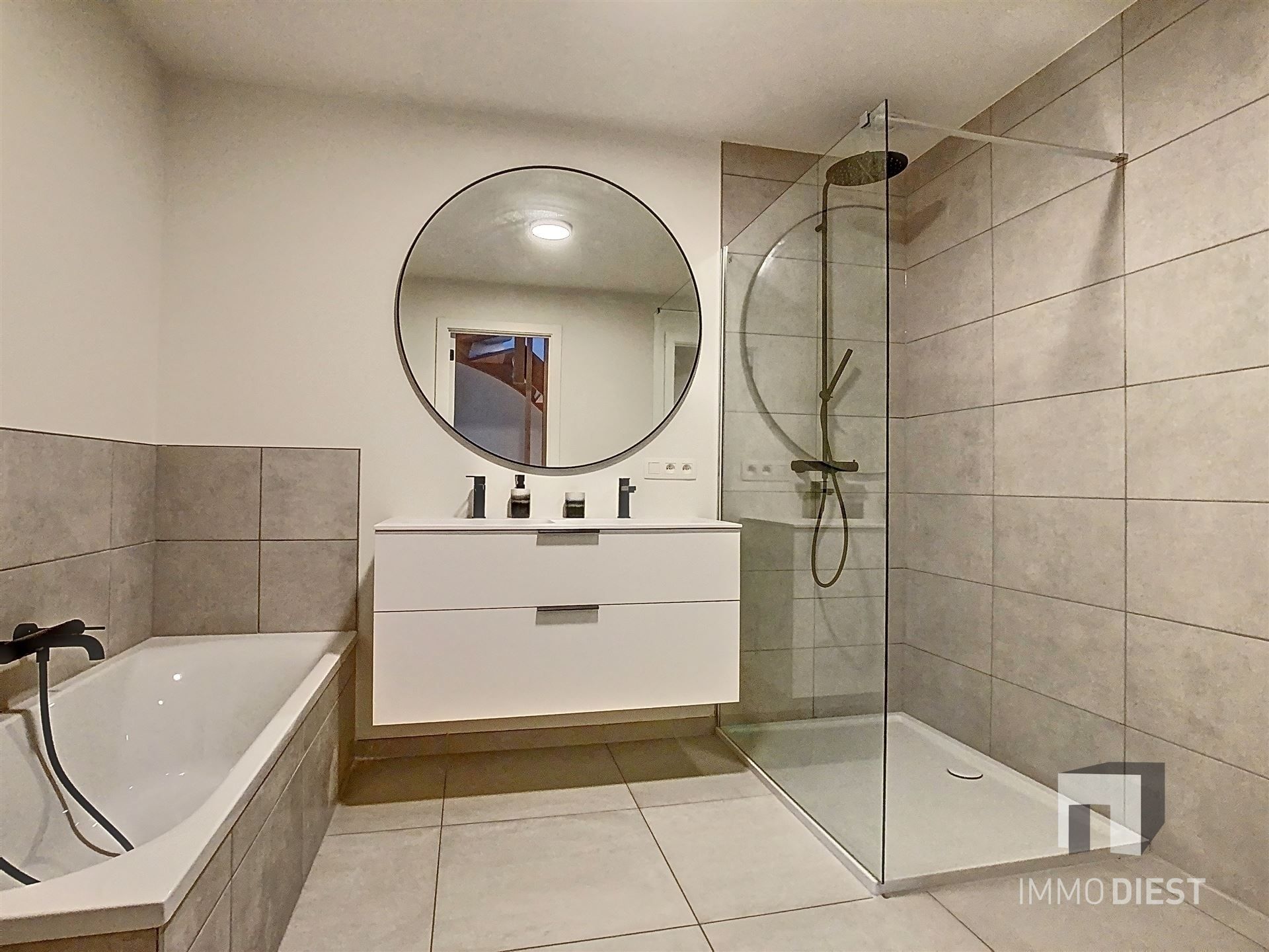 Penthouse met 4 slaapkamers foto 18